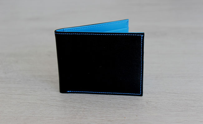 Men flap wallet - Black patent and Arctic Blue Leather