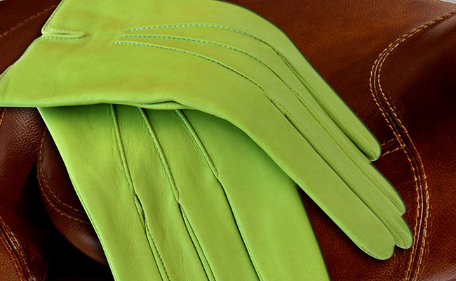 Men's coloured leather gloves - fitted straight cut - Tropical Green