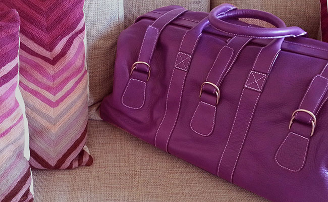 Men's calfskin travel bag - Ultra Violet
